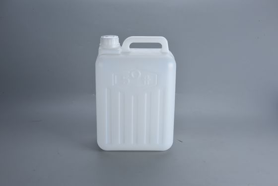 5L एक्सट्रूज़न ब्लो मोल्डेड प्लास्टिक जेरी कैन सफेद रंग और स्थायित्व के लिए 2 मिमी दीवार मोटाई